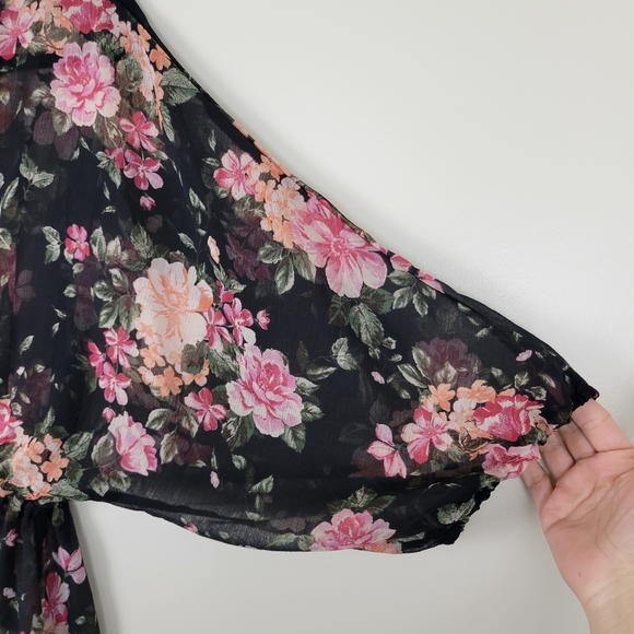 American Eagle Kimono - Picture 4 of 9